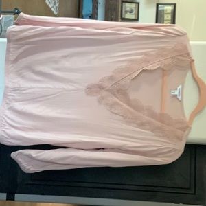 3/4 sleeve lace v neck blouse